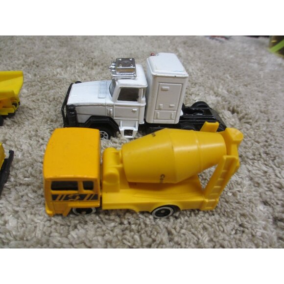 LOT OF 5 TOY VEHICLES AMBULANCE DUMP TRUCK CEMENT TRUCK SEMI TRAILER - Picture 2 of 4